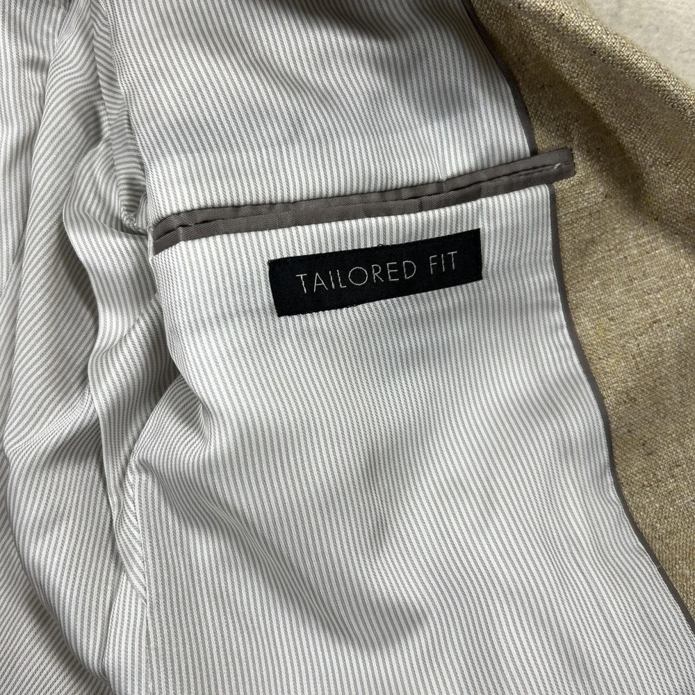 Jos A Bank Signature Collection Men's 42R 100% Silk‎ Blazer Tan Tailored Fit